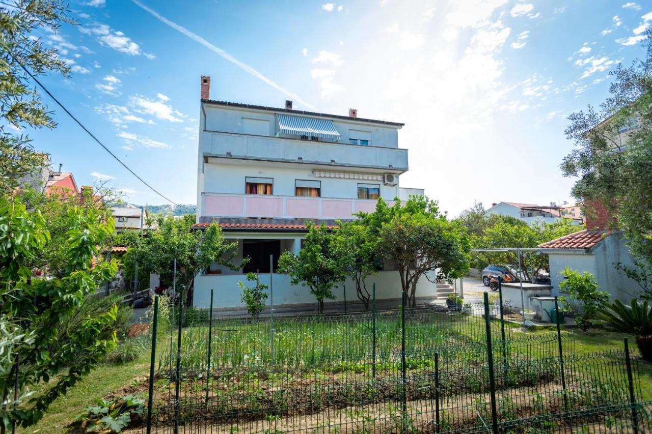Apartmani Centar Palit Ngoại thất bức ảnh